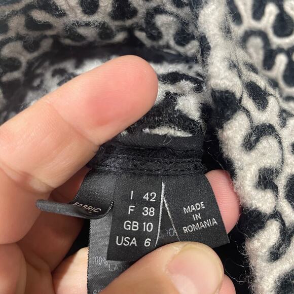 Derek Lam 6 Crochet Lace Shell Knit Wool Sweater Vest Black Geometric Sleeveless - Picture 7 of 8